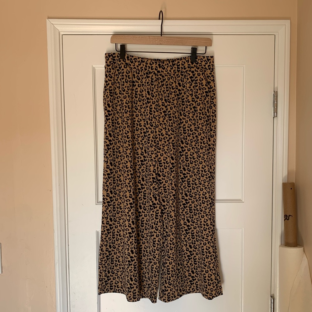 Banana Republic- Cropped Wide Leg Pants
